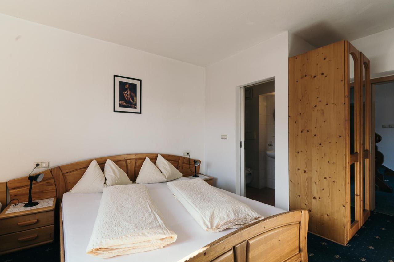 Gasthof Residence Brugghof & Erlhof Campo Tures Esterno foto